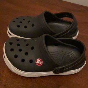 6-7C CROCS